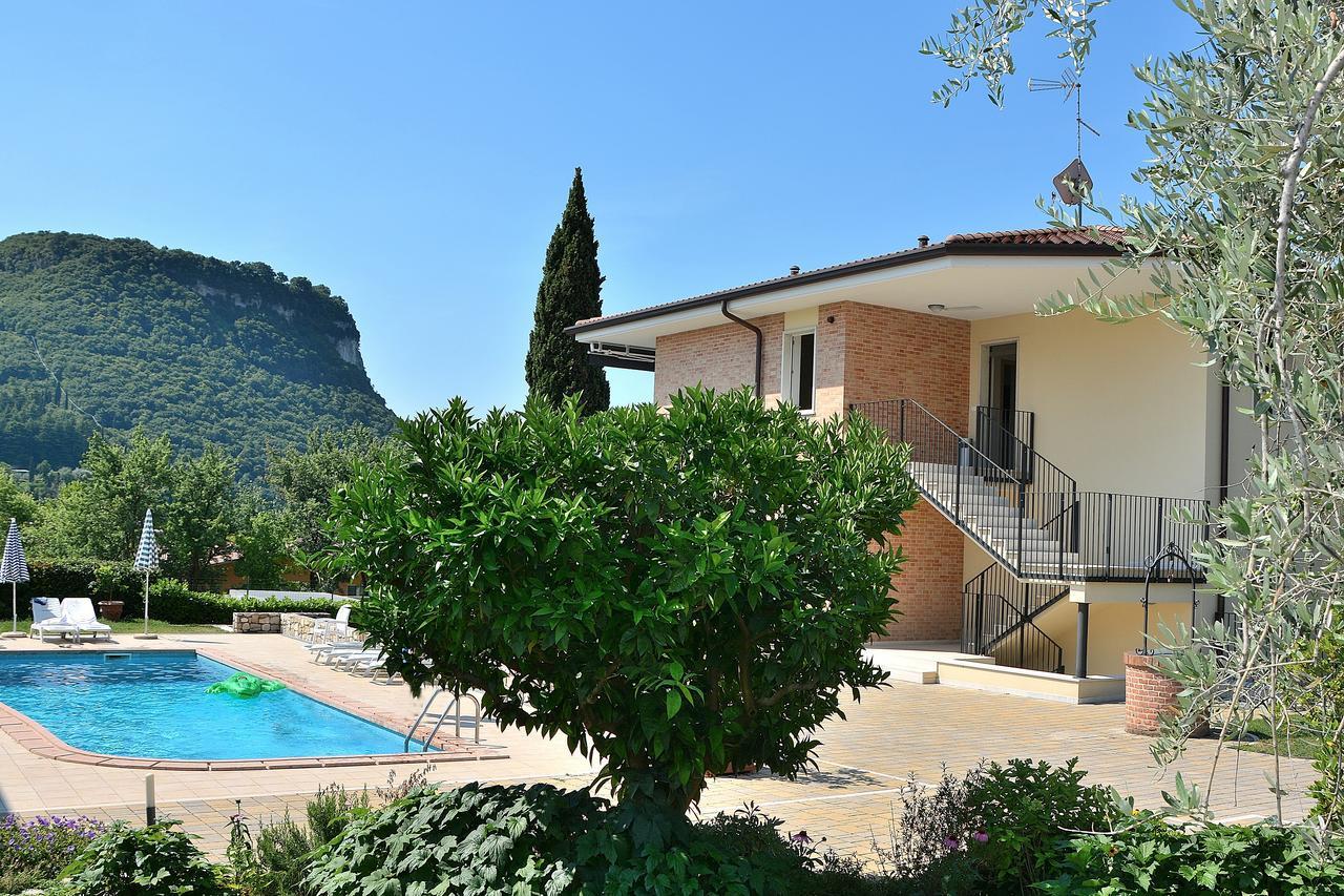 Ca Gardesana With Pool Villa Exteriör bild